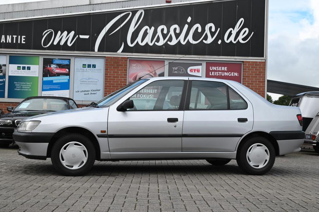 Peugeot 306