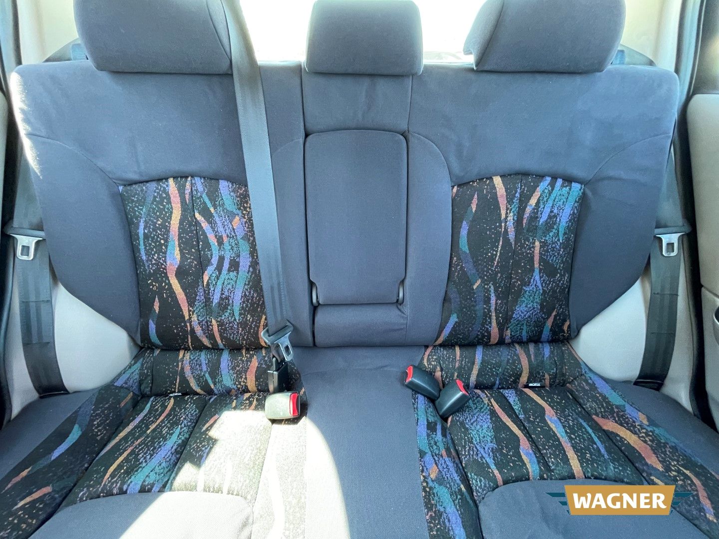 Fahrzeugabbildung Nissan Almera Comfort Klimaanlage 1 - Hand