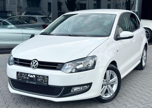 Volkswagen Polo 1.2 TSI DSG LIFE 5T KLIMAAUTO TEMPO SHZ PDC