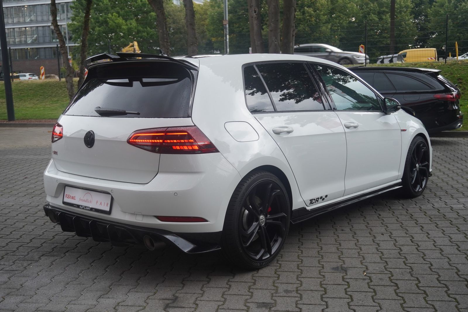 Volkswagen Golf VII 2.0 16V TSI GTI TCR DSG LED Navi ACC foto 6