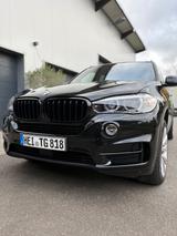 BMW X5 xDrive30d - LED NAVI AHK Headup Leder - BMW X5 von privat