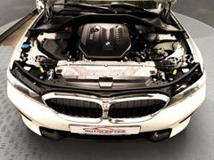 BMW 330 d xDrive Sport Line Navi PDC 1-Hand AHK