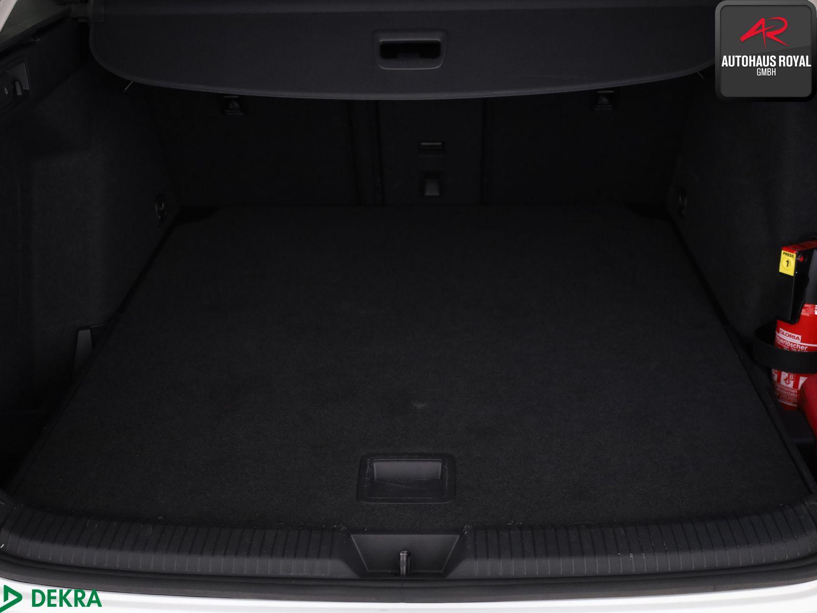 Volkswagen Golf VIII Variant 2.0 TDI STYLE PANO,HUD,MASSAGE, миниатюра 13
