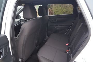 Hyundai i20 1.0T-GDI DCT.MJ.26-BLACKLINE-LED-NAVI-ALU16