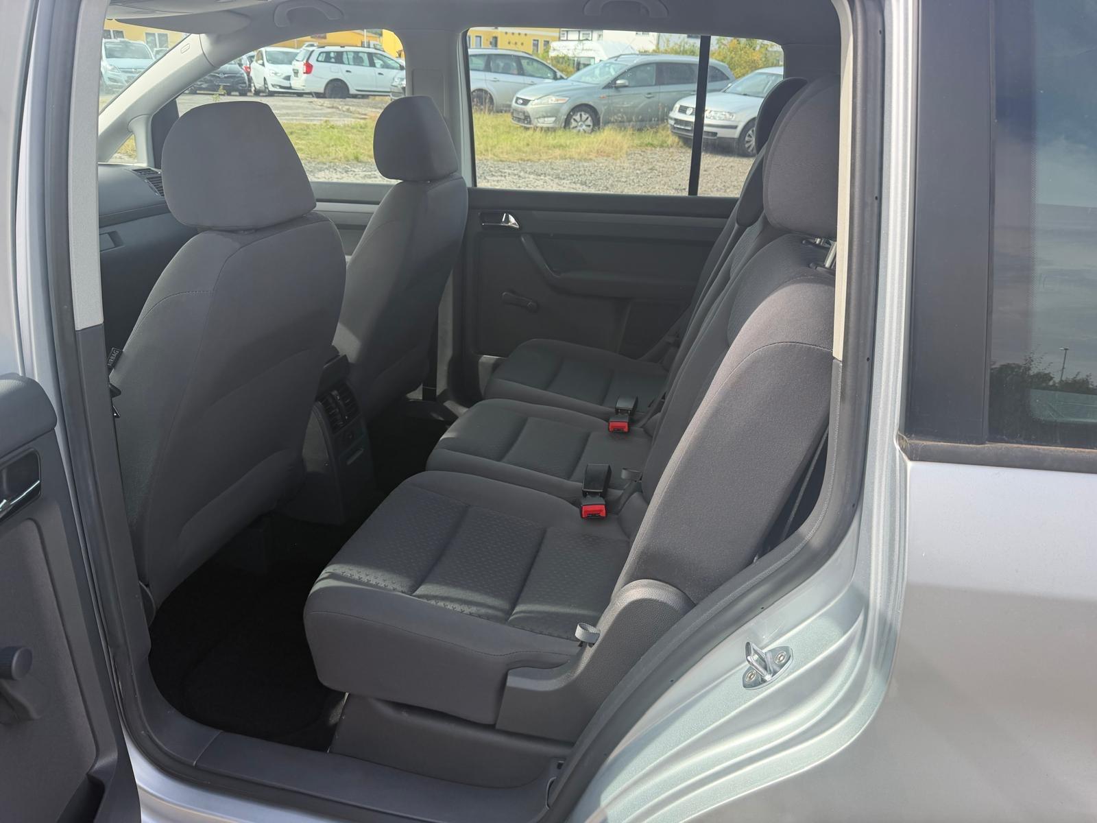 Volkswagen Touran 2006 — photo 10