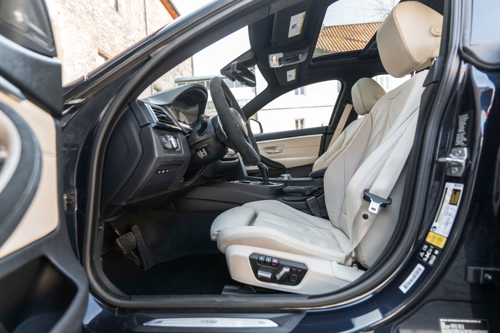 Fahrzeugabbildung BMW 440IX GC M-PERFORMANCE HUD H&K LED KAM CARPLAY