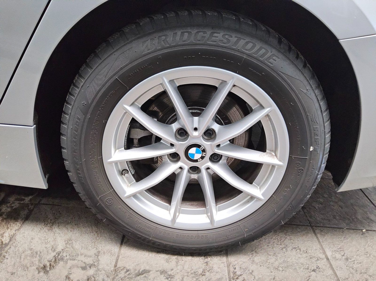 BMW 318d Touring Advantage T-Leder Navi LED LC Prof. foto 11