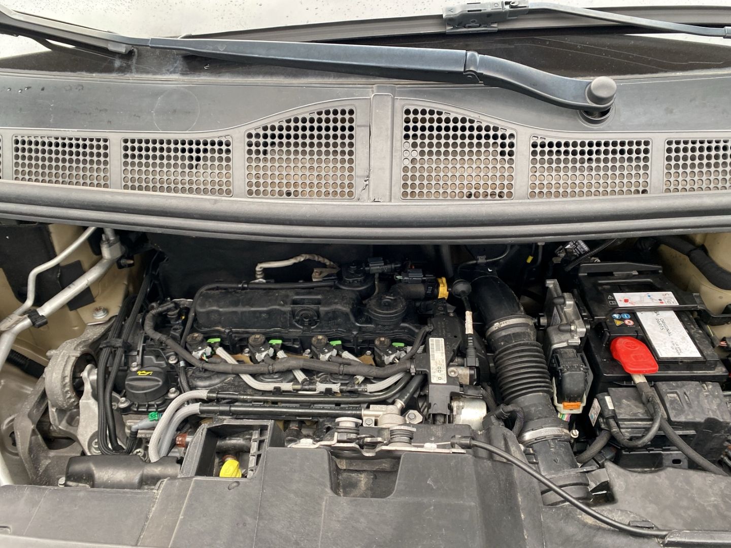 Fahrzeugabbildung Peugeot Traveller Active L2 2.0 BlueHDi 180 *Xenon*AHK