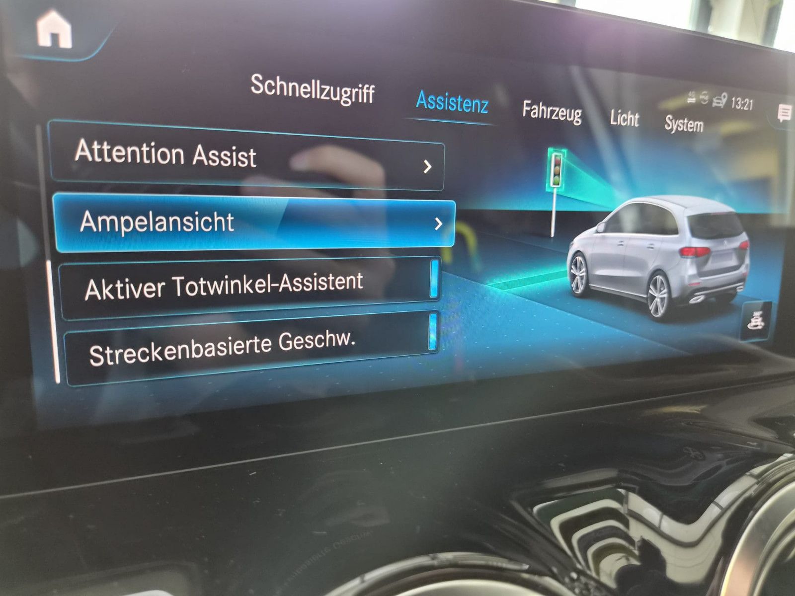 Fahrzeugabbildung Mercedes-Benz B 200d /Automatik/LED/Kamera/NAVI/GARANTIE