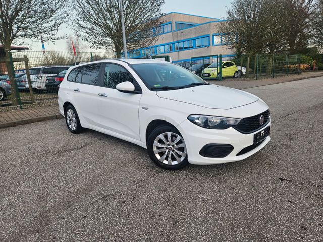 Fiat Tipo Street-1HAND-KLIMA-NAVI-TÜV NEU