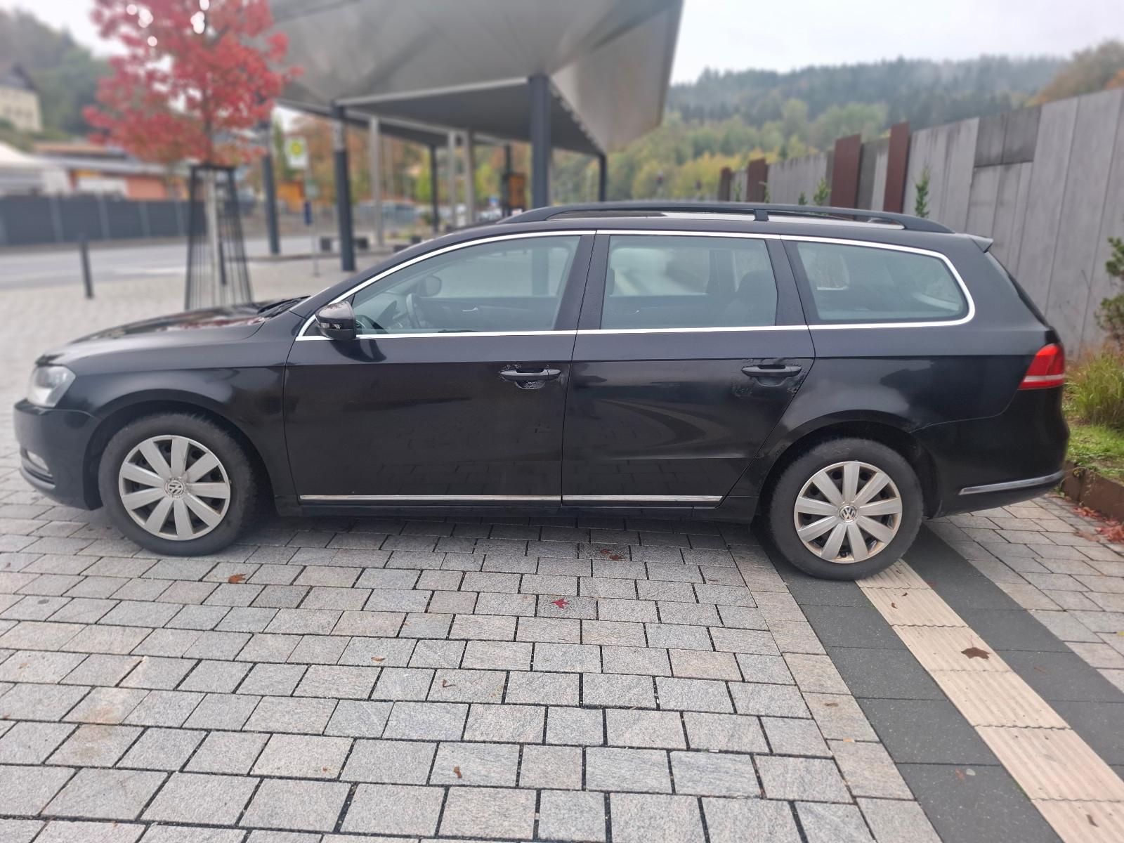 Volkswagen Passat 2011 — photo 7
