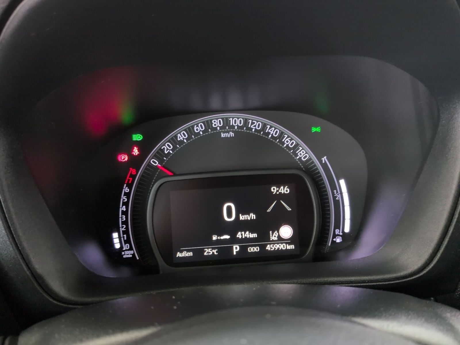 Fahrzeugabbildung Toyota Aygo X 1.0 Explore CVT AUT. KlimaA,LED,Navi,SHZ