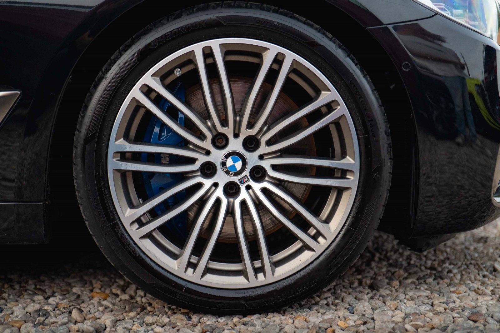 Fahrzeugabbildung BMW M550i xDrive Shadow Line | ACC | Massage | LED