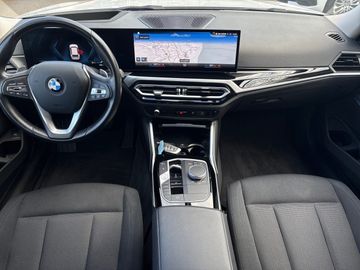 BMW 320d xDrive Touring Head-Up HiFi DAB LED RFK