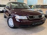 Audi A4 - B5 - 1. Hand - Original 65.TKM Garagenwagen - Audi aus 1995
