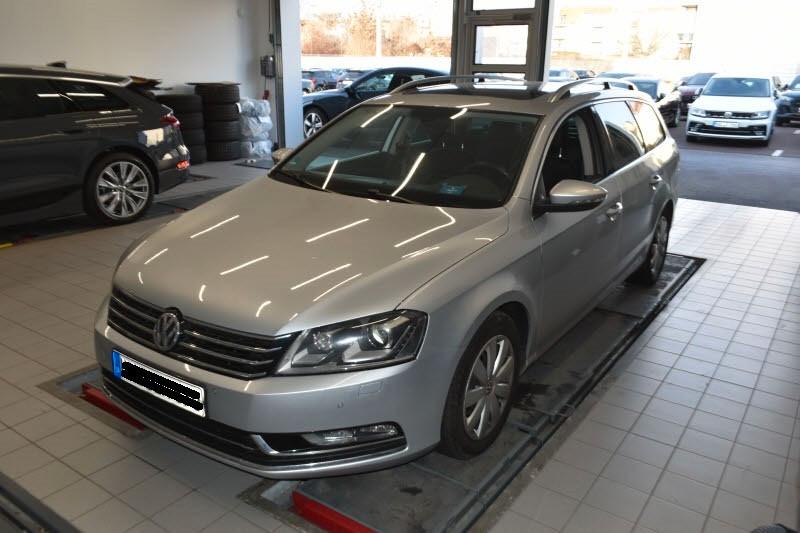 Volkswagen Passat Variant Highline 2.0 TDI Panodach, AHK...