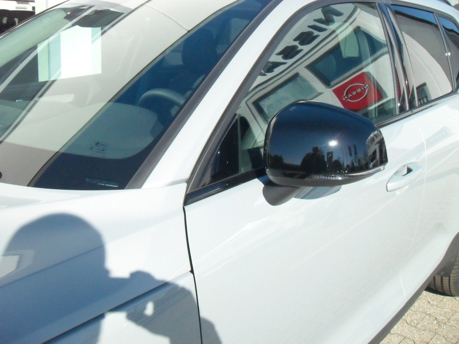 Fahrzeugabbildung Volvo XC 40 B3 Plus Dark | Standheizung | 360°