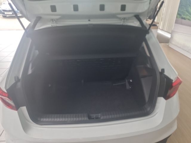 Fahrzeugabbildung SKODA Fabia 1.0 TSI Essence KLIMA SHZ PDC LED