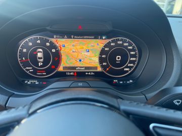 Fahrzeugabbildung Audi A3 Lim. 40 TFSI quattro sport NAVI RFK