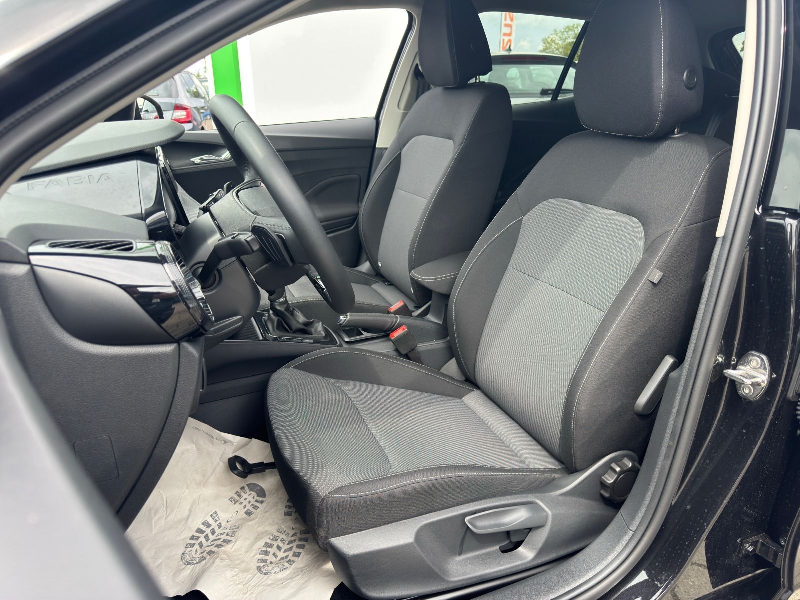 Fahrzeugabbildung SKODA Fabia 115PS DSG*RFK*NAVI*