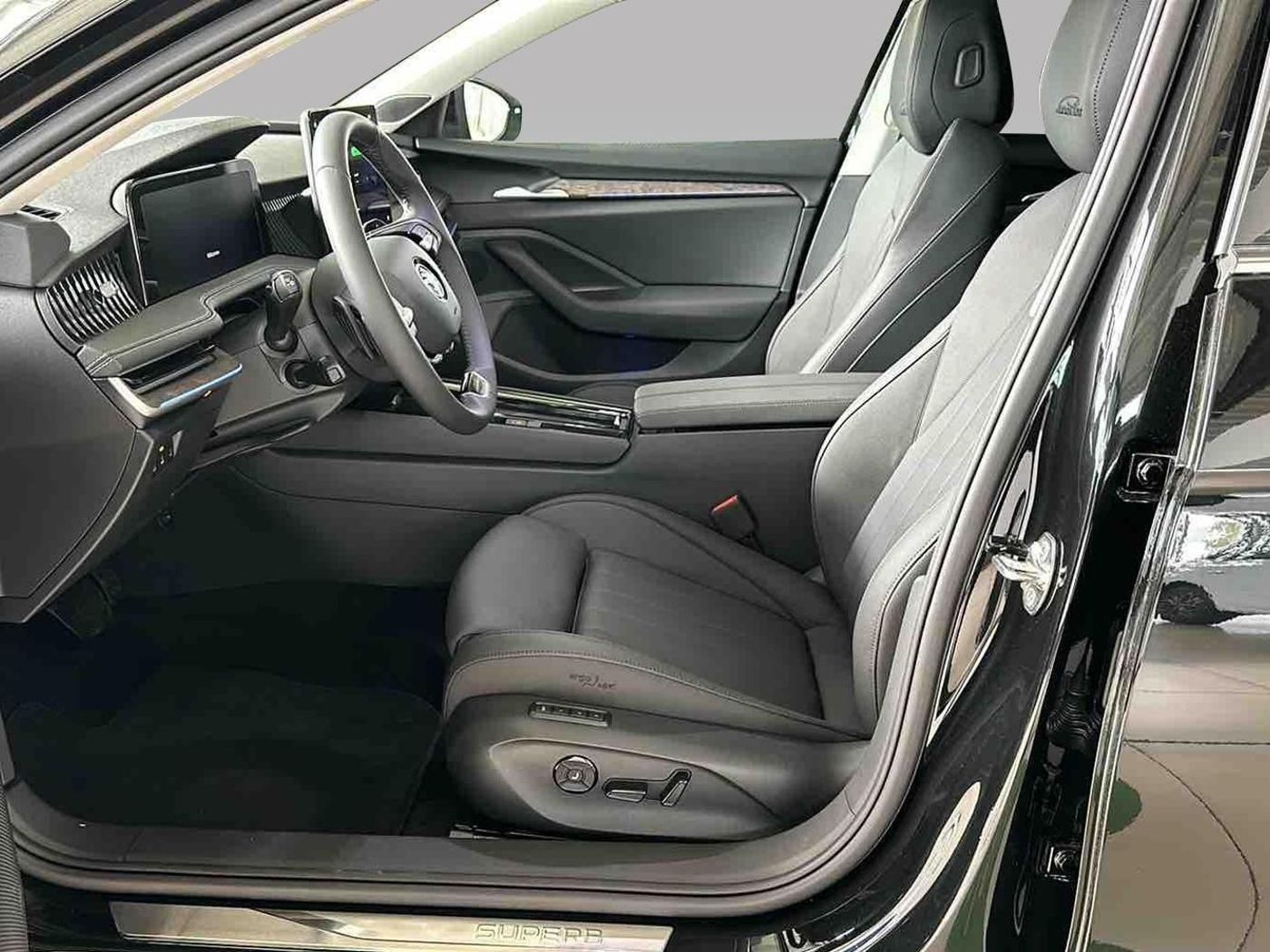 Skoda Superb - Bild 8