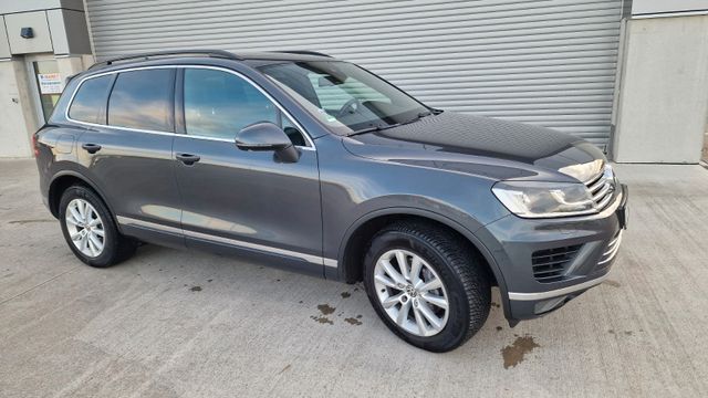 VW Touareg 3.0 V6 TDI Exclusive LUFT VOLL R-Line