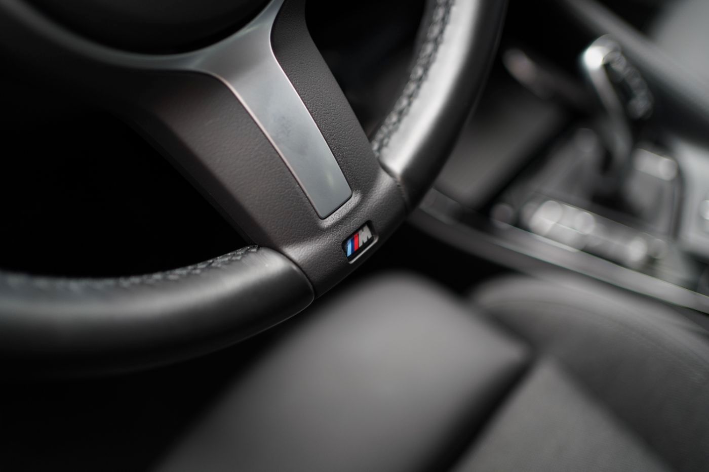 Fahrzeugabbildung BMW X1 xDrive20iA Sport Line +LED+Parkassistent+HiFi