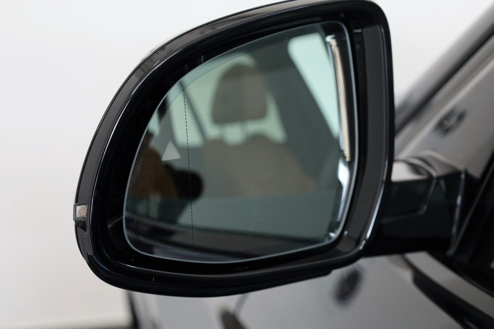 Fahrzeugabbildung BMW iX3 Inspiring/M Sport Leder,Navi,LED,Panor.,ACC