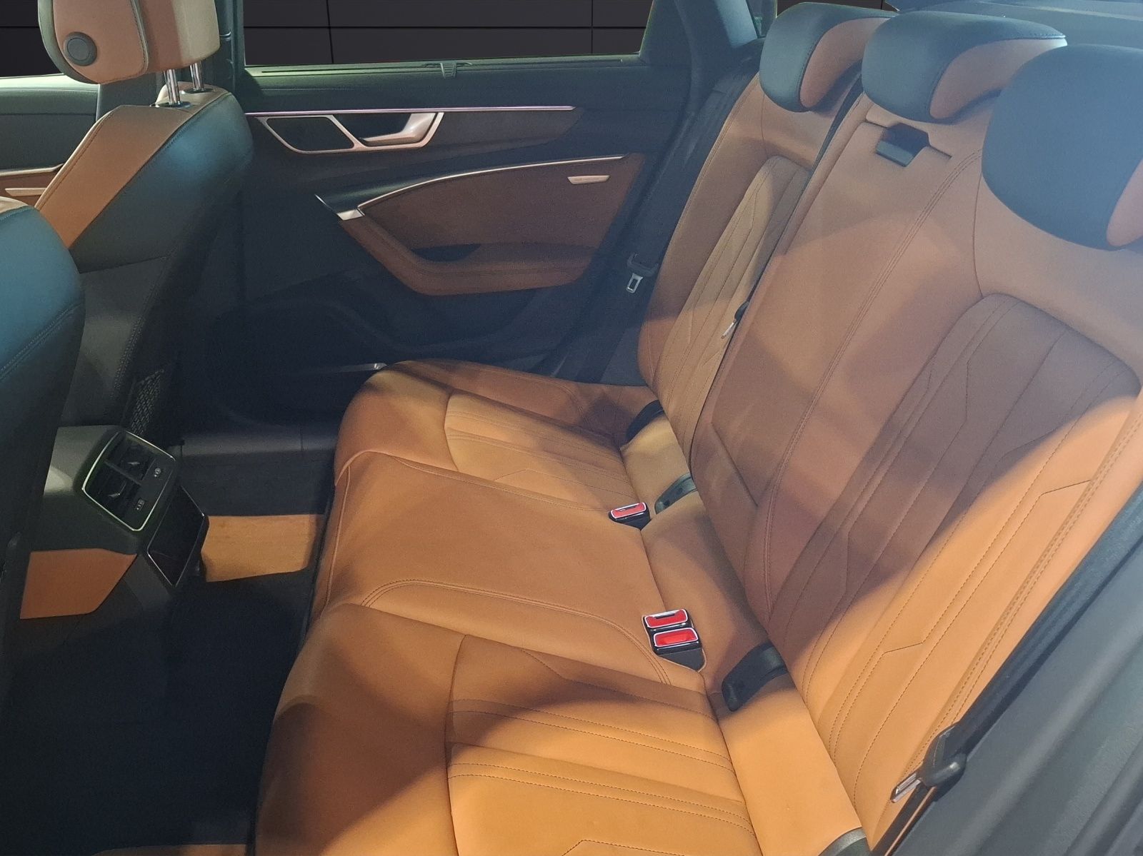 Fahrzeugabbildung Audi A6 55 TFSI quattro exclusiv Standhzg Matrix Navi
