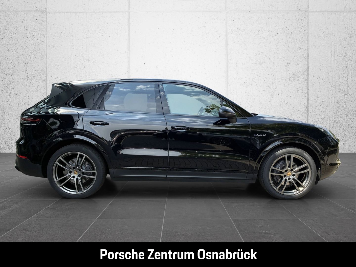 Porsche Cayenne E-Hybrid Pano AHK Luft 18-Wege Burmester foto 8