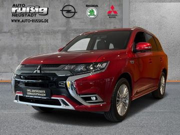 MITSUBISHI Outlander 2.4 MIVEC PLUG-IN HYBRID 4WD INTRO