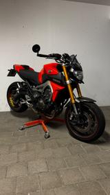 Yamaha MT 09 RN29, Full Akrapovic, Carbon, Bodykit - Angebote entsprechen deinen Suchkriterien