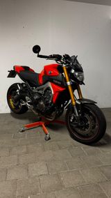 Yamaha MT 09 RN29, Full Akrapovic, Carbon, Bodykit - YAMAHA ORANGE