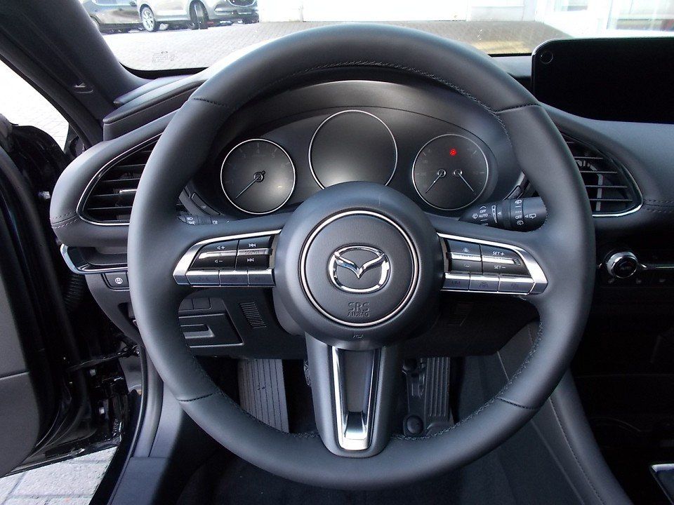 Fahrzeugabbildung Mazda 3 2025 M-Hybrid Exclusive-Line X-186 AT *Sofort*