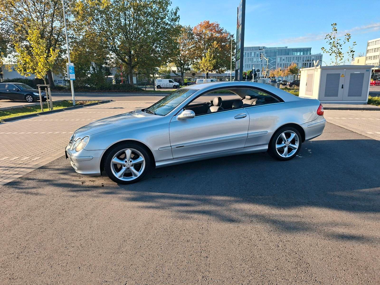 Mercedes-Benz CLK 320