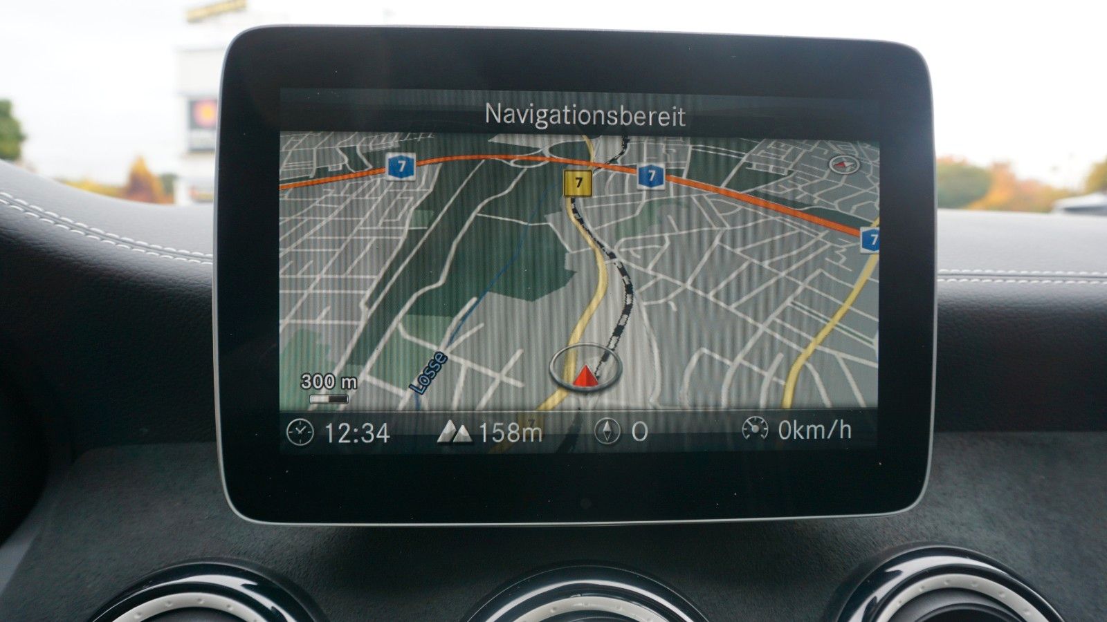 Fahrzeugabbildung Mercedes-Benz A 180d AMG Line T.Leder,LED, Navi,SH,PDC