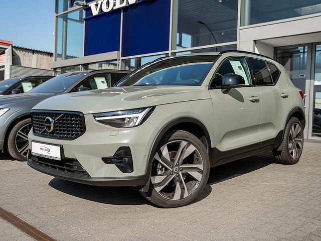 Volvo XC40 B4 Plus Dark 2WD