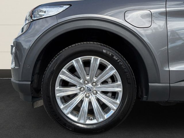 Ford Explorer Platinum Plug-in-Hybrid 4x4 7-Sitzer