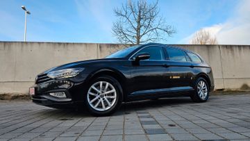 Volkswagen Passat Variant - 1