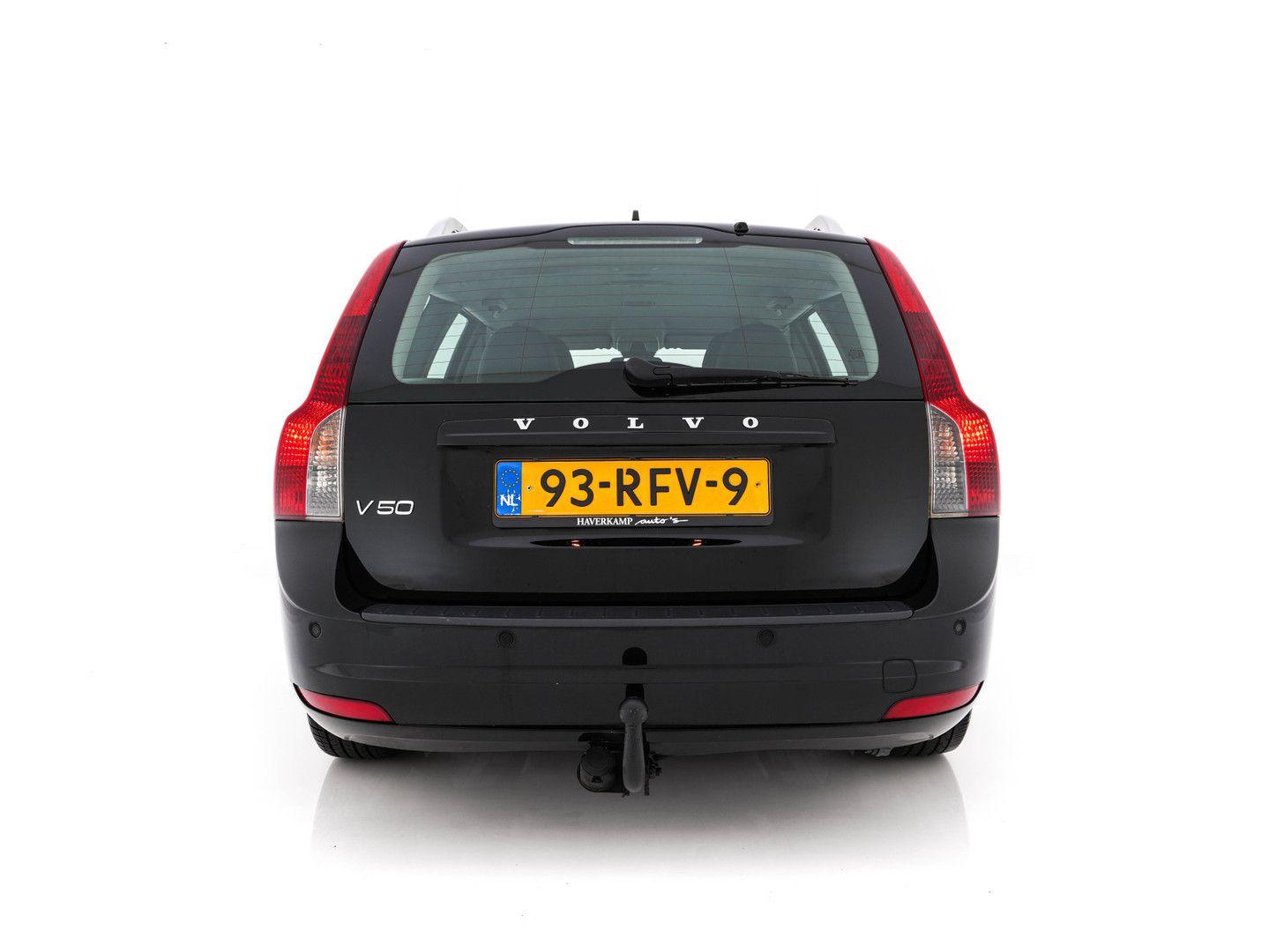 Volvo V50 2011 — photo 5