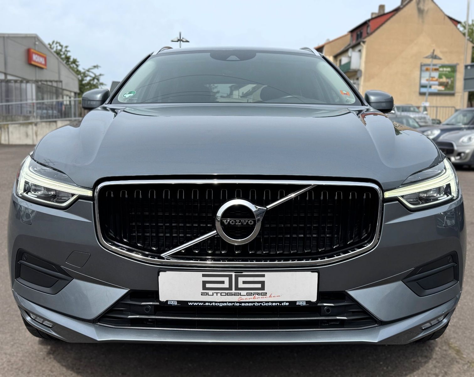 Volvo XC60 Momentum*Virtual/Teilleder/Navi/Kamera/LED* imagem 2