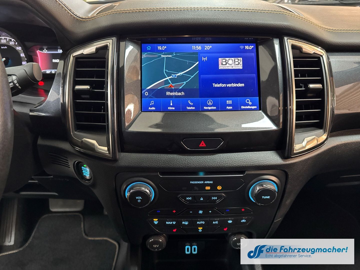 Fahrzeugabbildung Ford Ranger Wildtrak DOKA 212PS 4x4 AHK Navi Leder LE