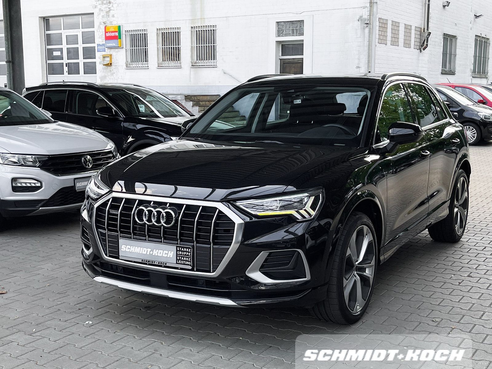 Audi Q3 45 TFSI Quattro S Tronic advanced Allrad Navi foto 2