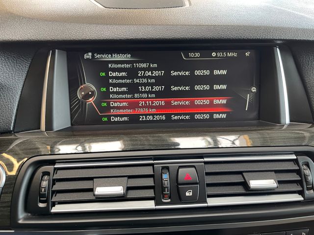 BMW 530 d xDrive *M-PAKET*HUD*AHK*BI-XENON*PANO*STHZ