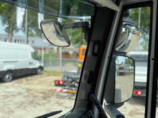 Fahrzeugabbildung Iveco EuroCargo ML80E22K Meiller Dreiseitenkipper