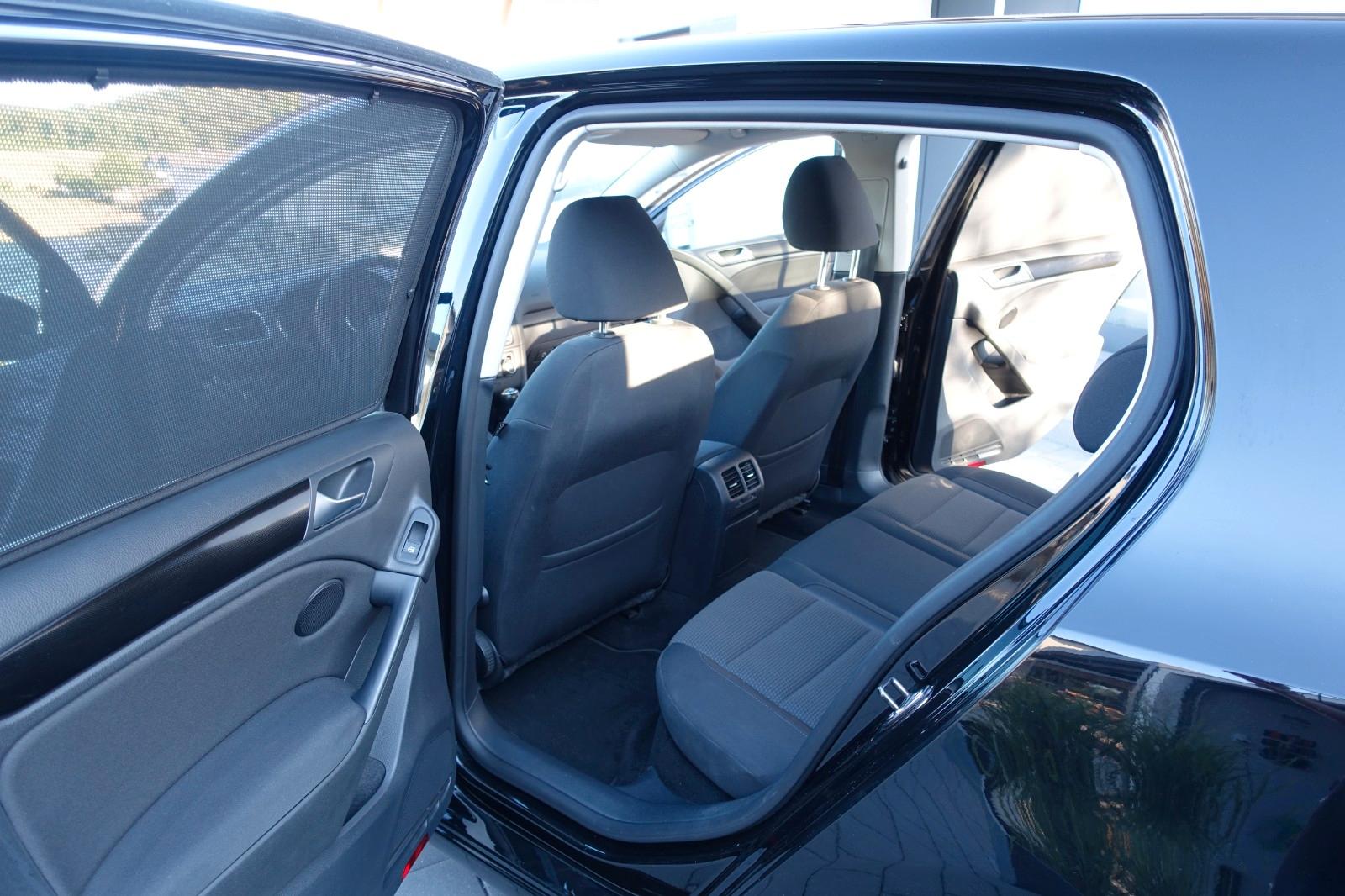 Volkswagen Golf 2009 — photo 11
