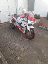 Yamaha FZR 1000 - Offers matching your search criteria