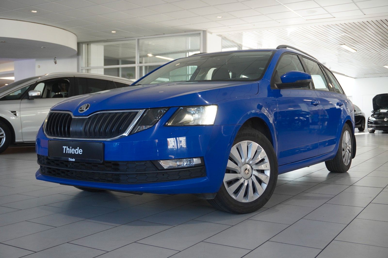 Fahrzeugabbildung SKODA Octavia Combi 1.5 TSI AMBITION 7-DSG LED/SHZ/AHK