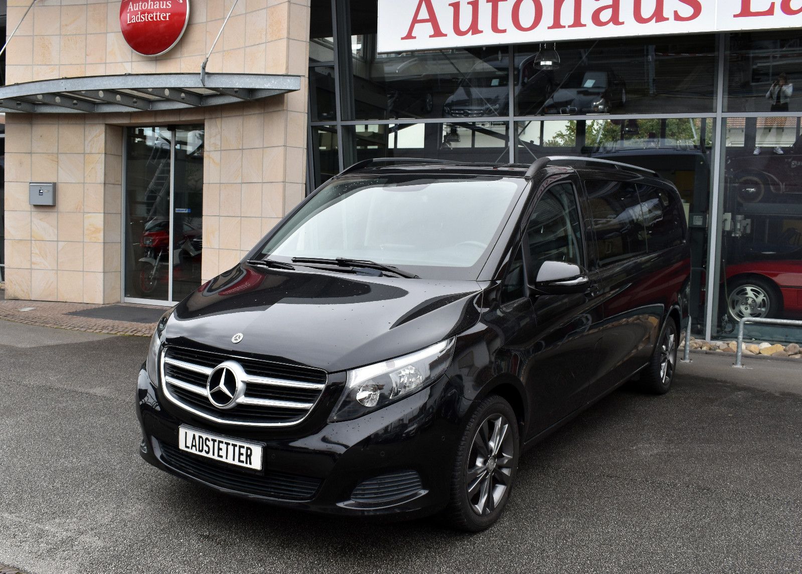 MERCEDES-BENZ V220 EDITION *Extralang*Kamera*Leder*Navi*SHZ*