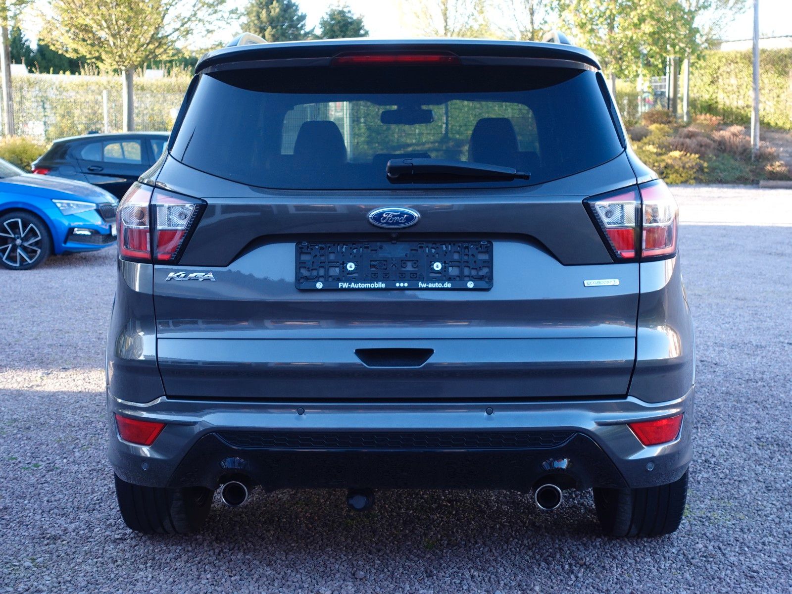 Fahrzeugabbildung Ford Kuga 1,5 EcoBoost 2x4 110kW ST-Line